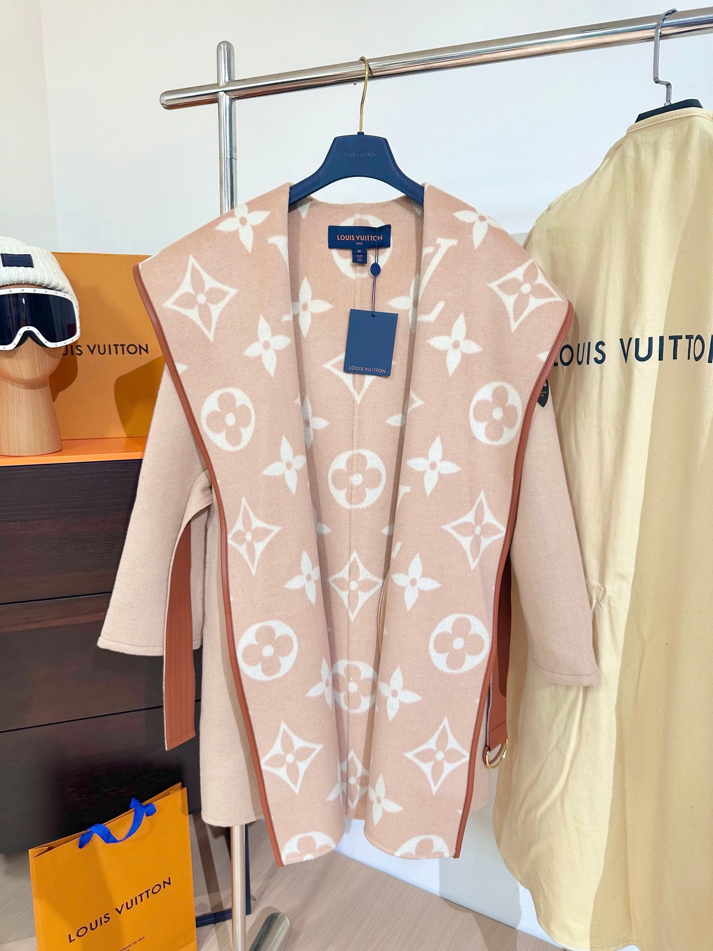 Louis jacquard coat