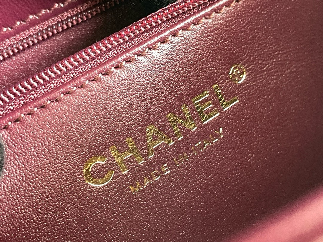 CHAN 24b flap bag