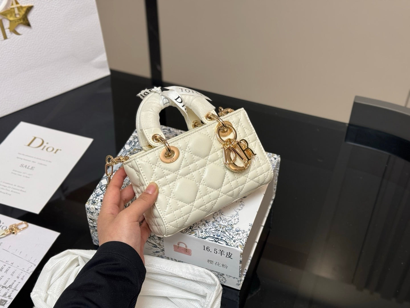 D bag