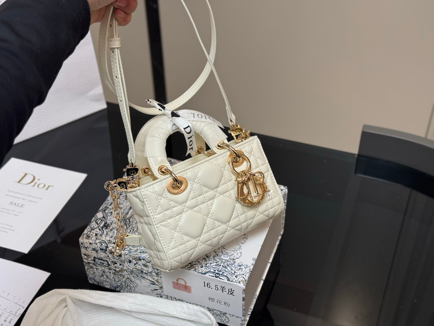 D bag