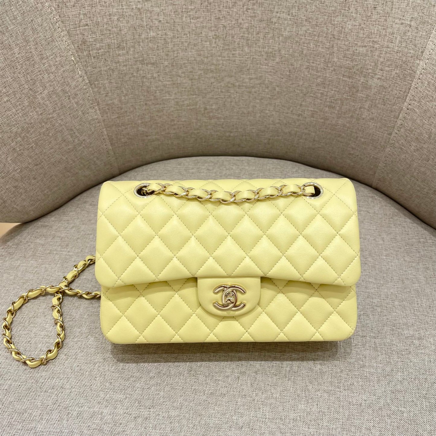 CH SMALL CLASSIC HANDBAG 23 Lambskin Chicken Yellow