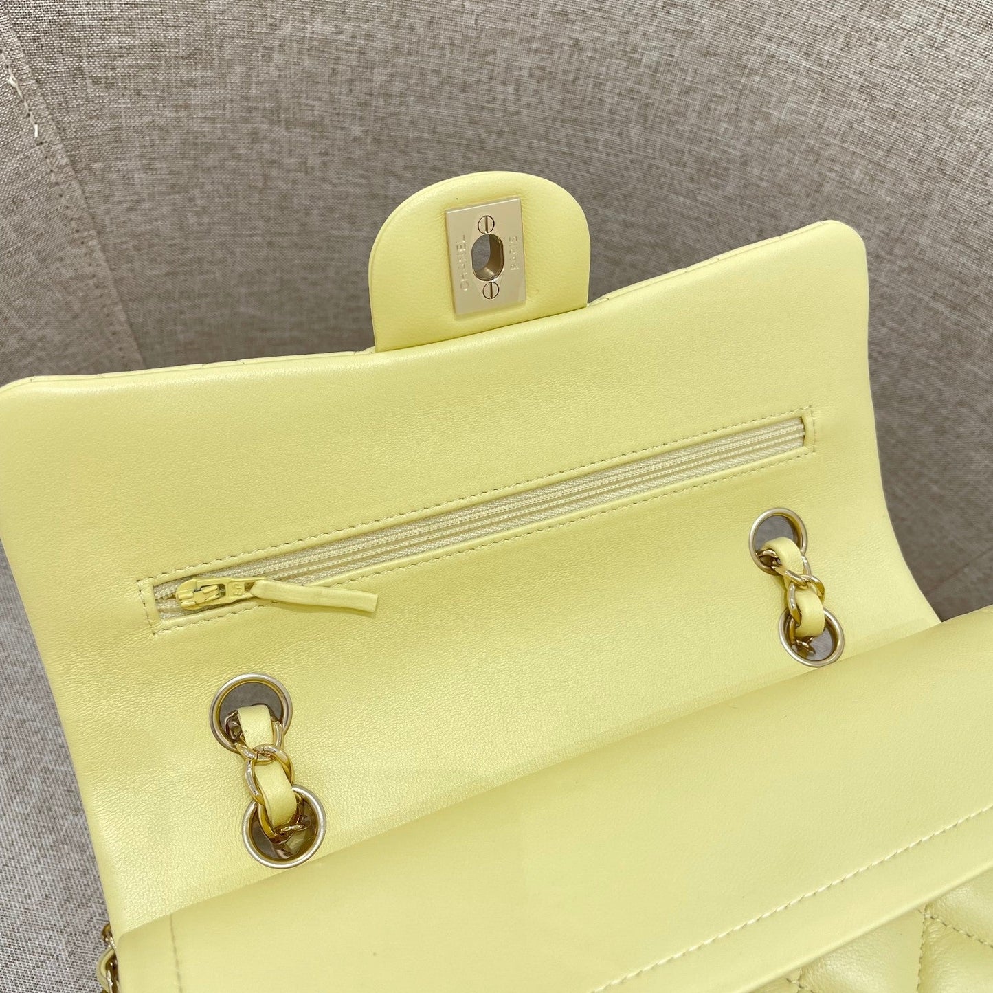 CH SMALL CLASSIC HANDBAG 23 Lambskin Chicken Yellow