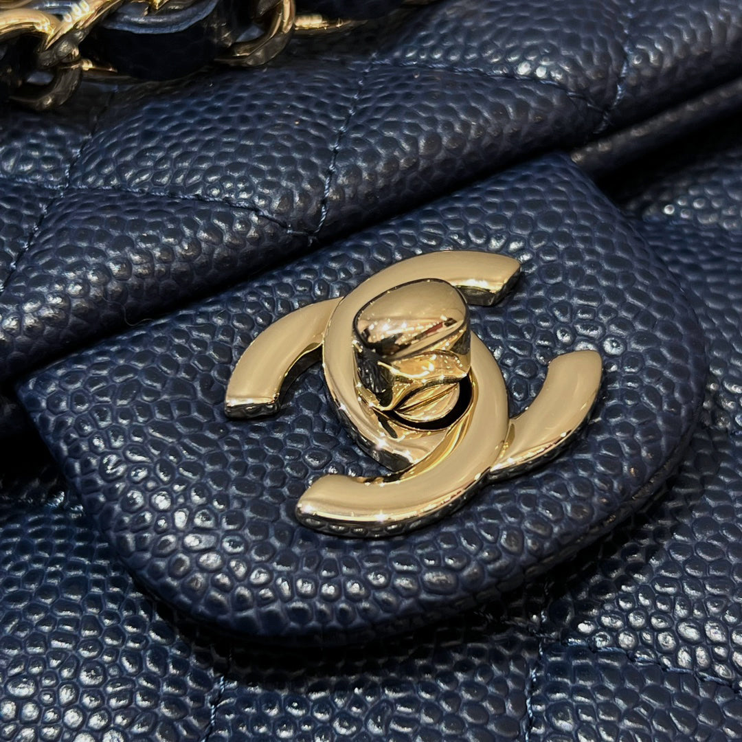 CH CLASSIC 11.12 HANDBAG 25.5 Grained Calfskin Navy Blue