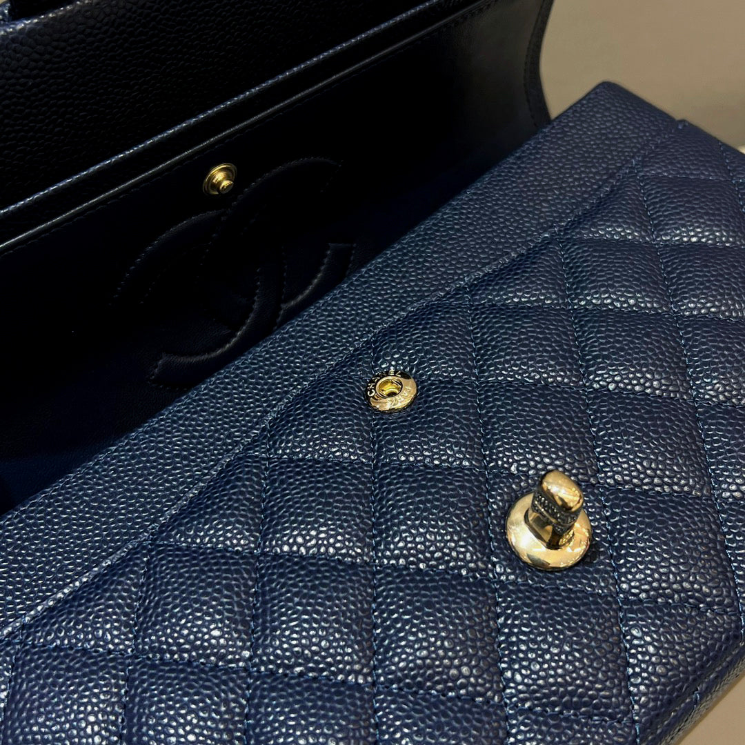 CH CLASSIC 11.12 HANDBAG 25.5 Grained Calfskin Navy Blue