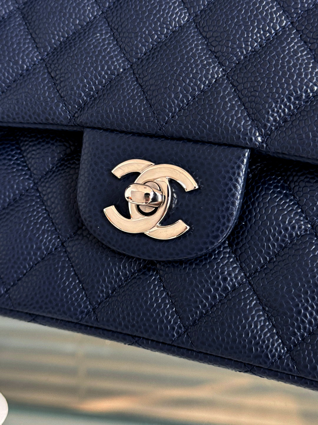 CH CLASSIC 11.12 HANDBAG 25.5 Grained Calfskin Navy Blue
