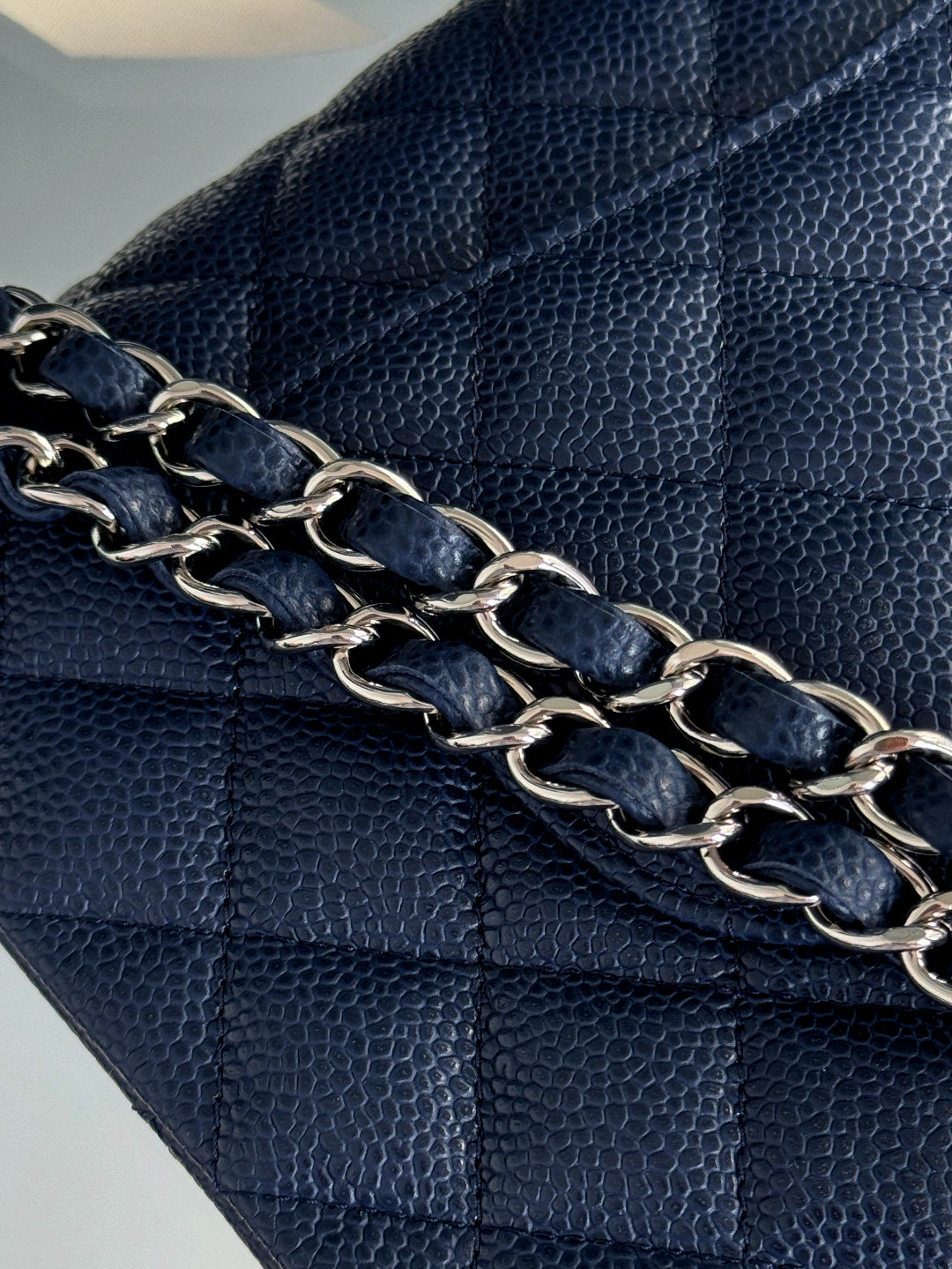 CH CLASSIC 11.12 HANDBAG 25.5 Grained Calfskin Navy Blue