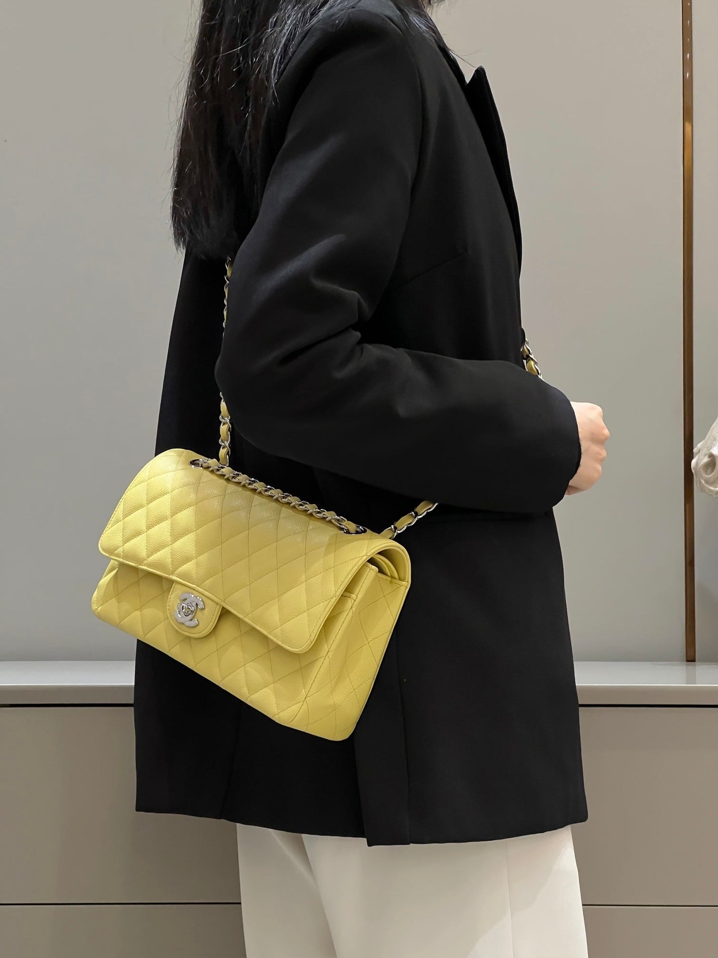 CH CLASSIC 11.12 HANDBAG 25.5 Small Grained Calfskin Yellow
