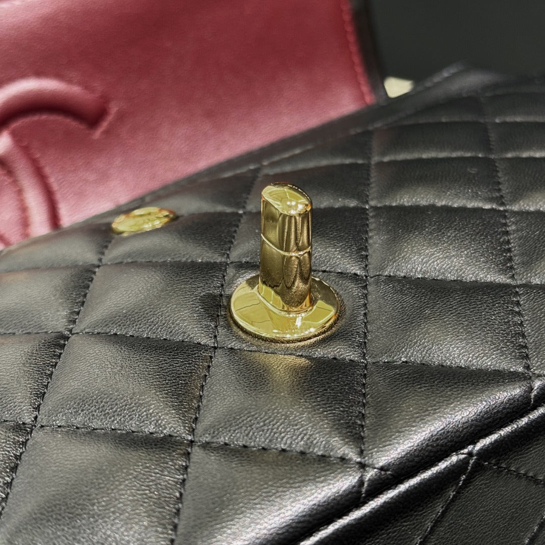 CH CLASSIC 11.12 HANDBAG 25.5 Lambskin Black