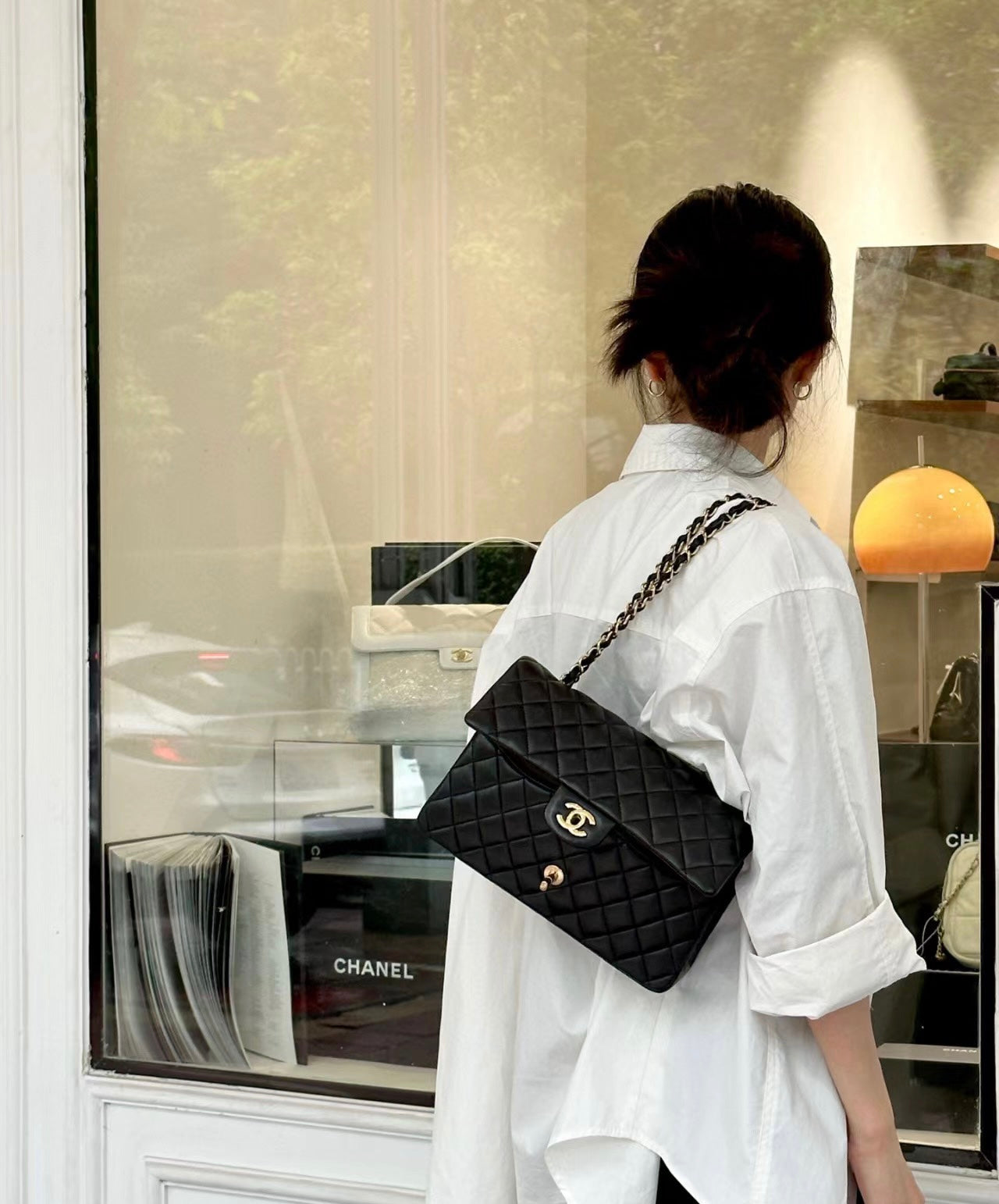 CH CLASSIC 11.12 HANDBAG 25.5 Lambskin Black