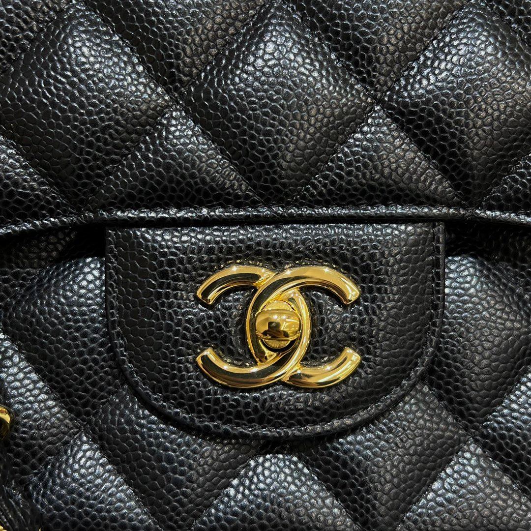 CH MAXI CLASSIC HANDBAG 33 Grained Calfskin Black