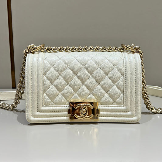 CH SMALL BOY HANDBAG 20 Small Grained Calfskin Ivory White