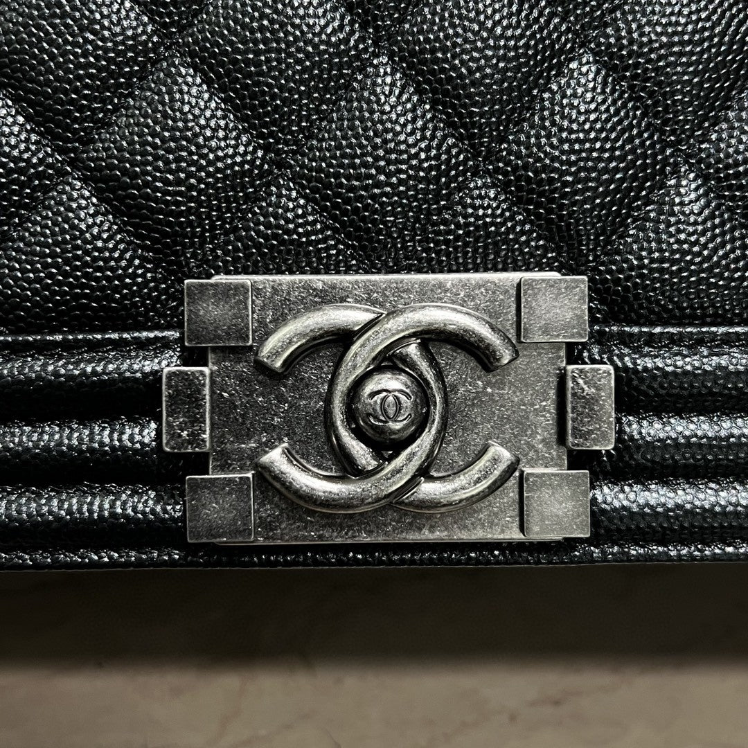 CH BOY HANDBAG 25 Small Grained Calfskin Black