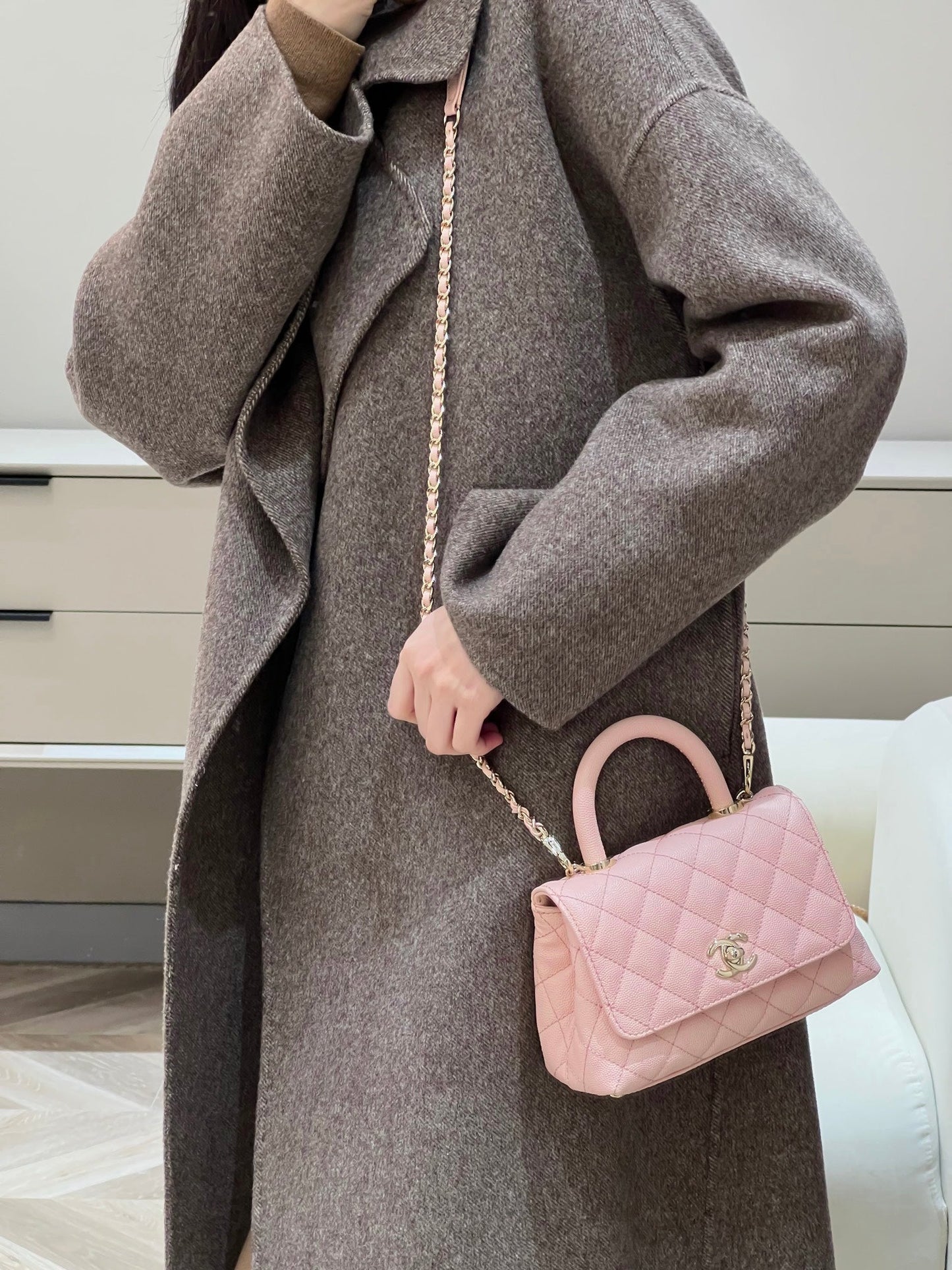 CH MINI FLAP BAG WITH TOP HANDLE 19 Grained Calfskin Pink