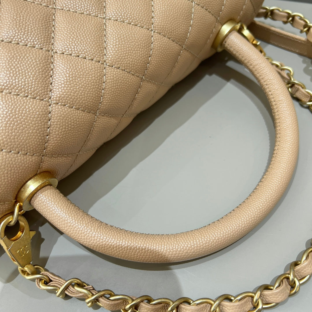CH LARGE FLAP BAG WITH TOP HANDLE 29 Small Grained Calfskin Light Teas