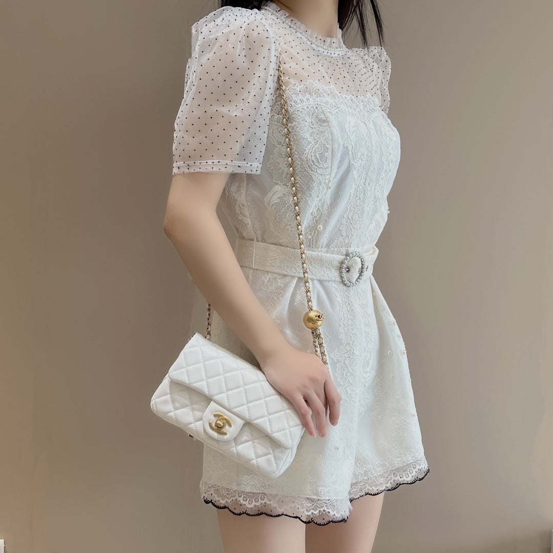 CH CF20 Golden Globe CLASSIC HANDBAG Lambskin White
