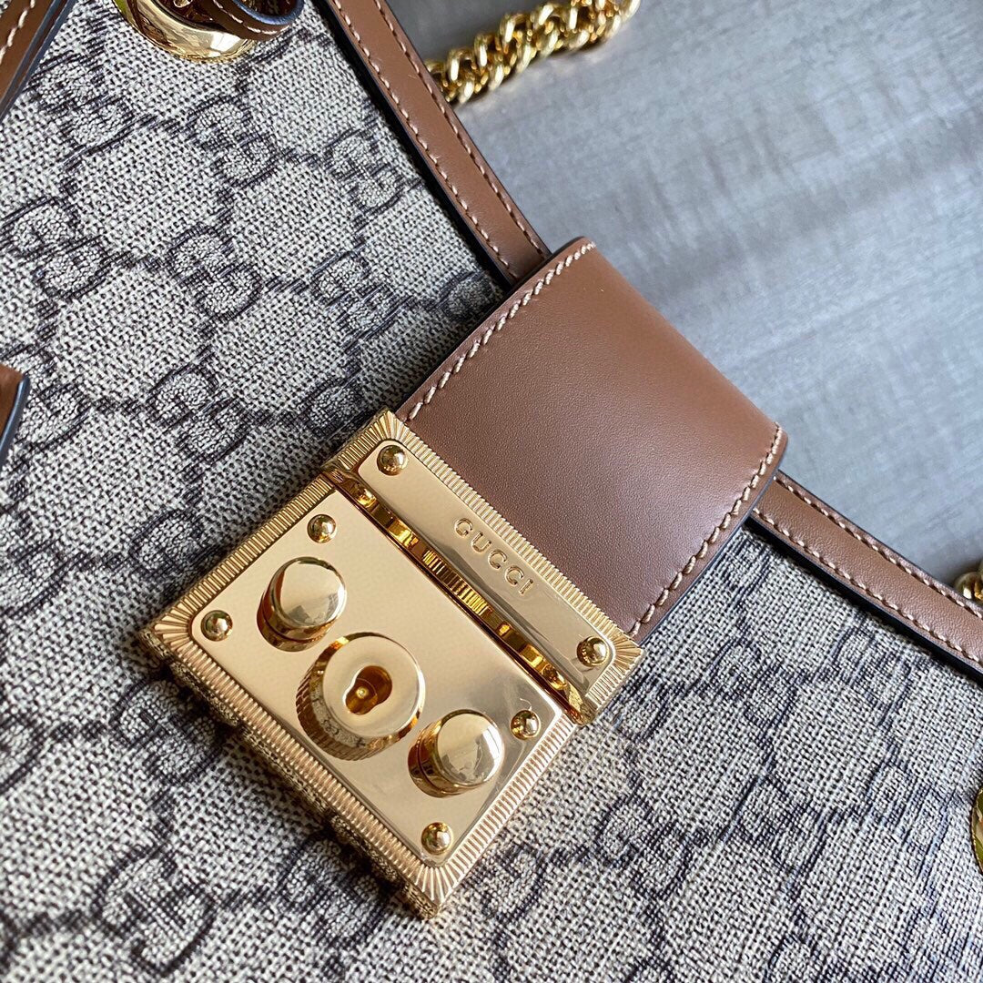 GC Padlock medium shoulder bag tote Beige/ebony GG Supreme canvas, with brown leather detail
