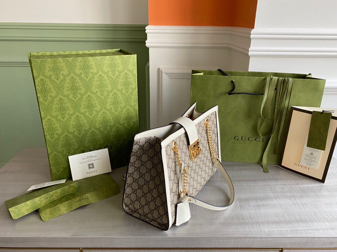 GC Padlock medium shoulder bag tote Beige/ebony GG Supreme canvas, with brown leather detail
