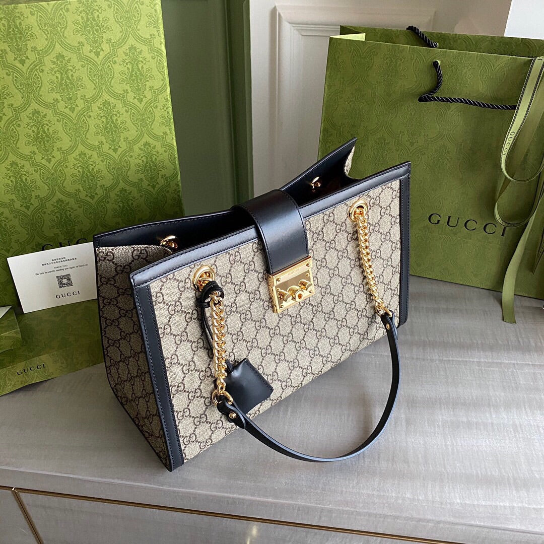 GC Padlock medium shoulder bag tote Beige/ebony GG Supreme canvas, with brown leather detail