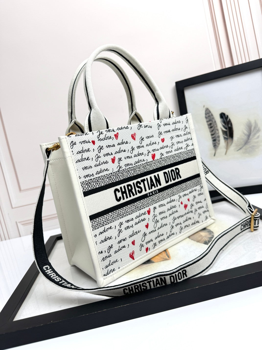 DO Dioramour Small Book Tote White Embroidery with Black and Red Je Vous Adore Motif and