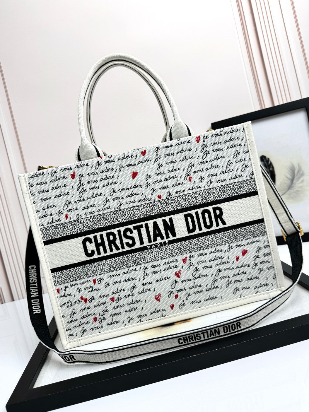 DO Dioramour Small Book Tote White Embroidery with Black and Red Je Vous Adore Motif and