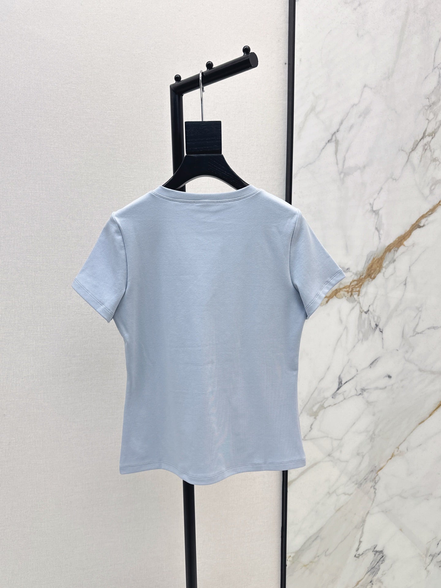 row 25ss V neck t-shirt