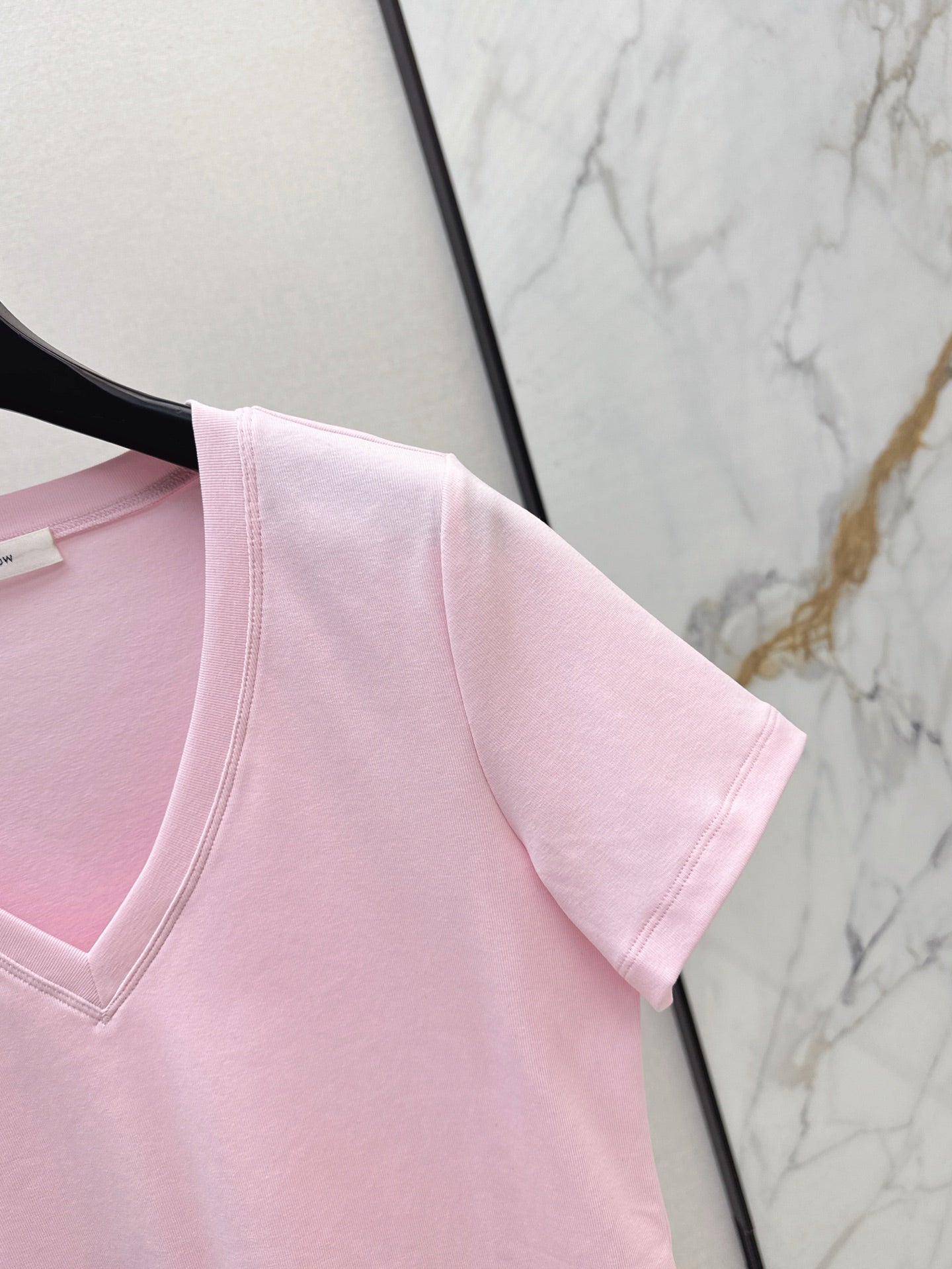 row 25ss V neck t-shirt
