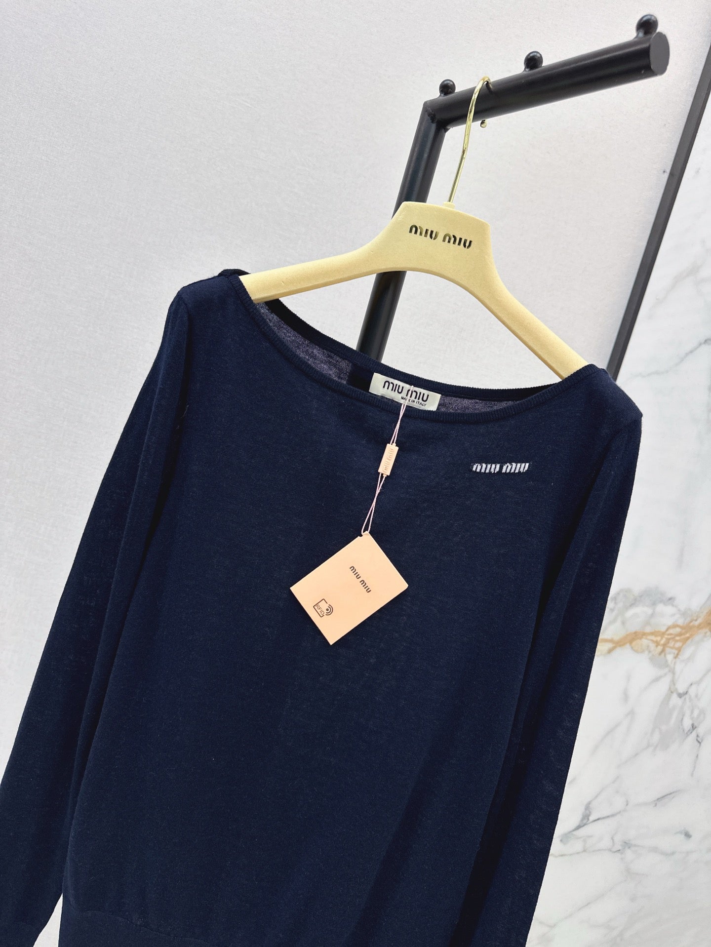 miu 25ss off neck sweater