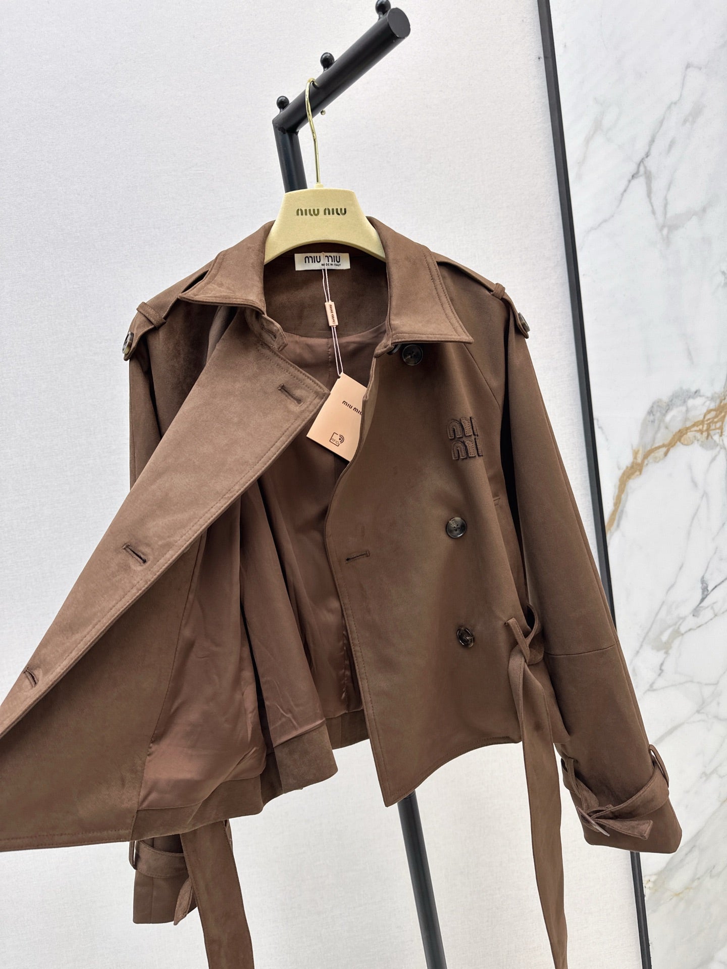 miu 25ss short trench coat