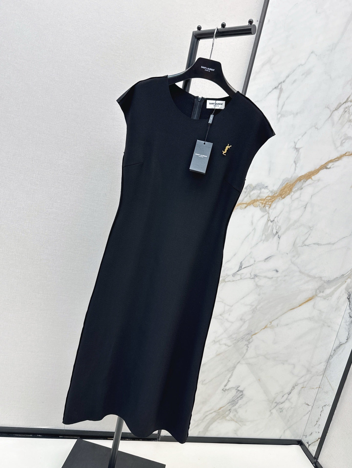 Saint lau 25ss sleeveless dress