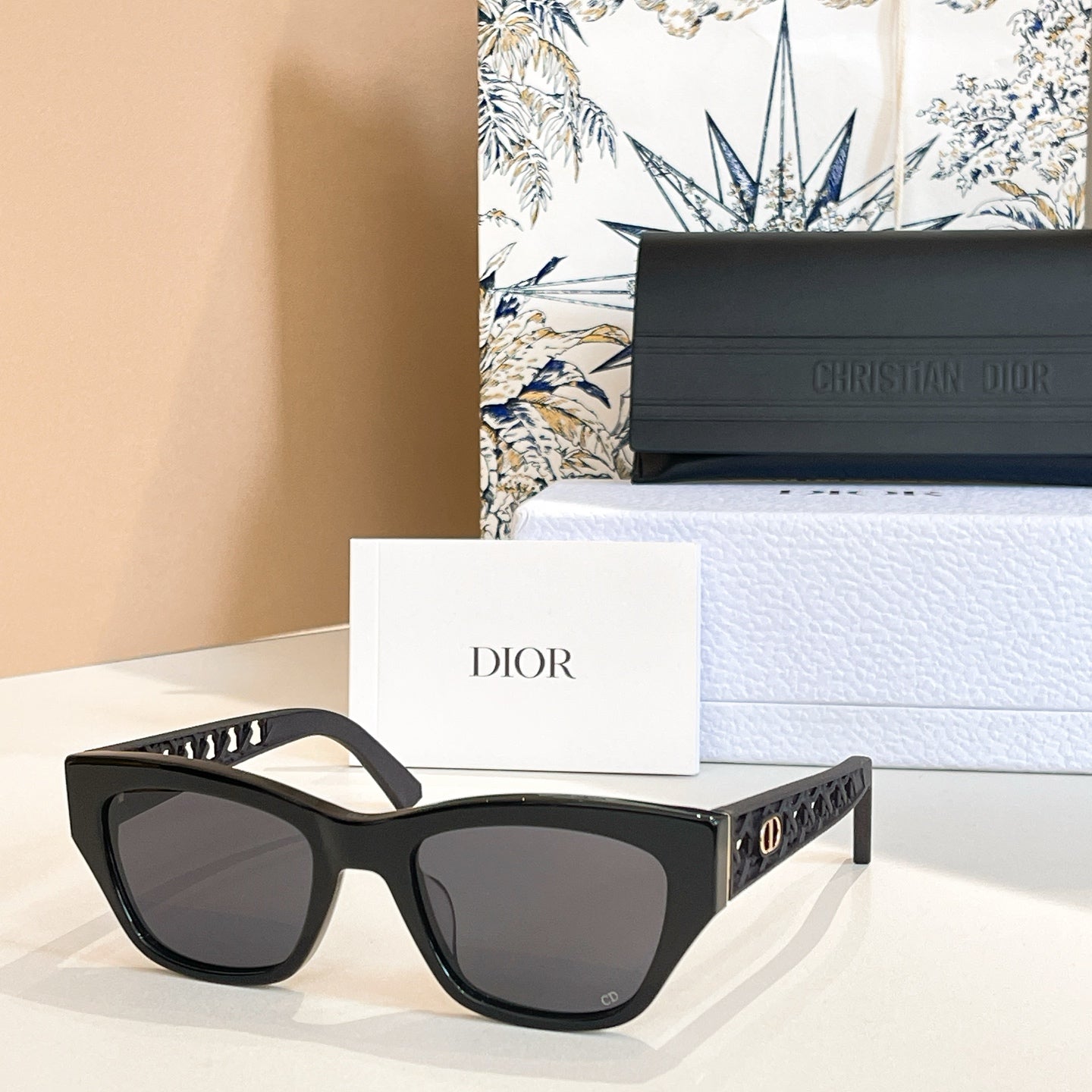 Dio S2I sunglasses