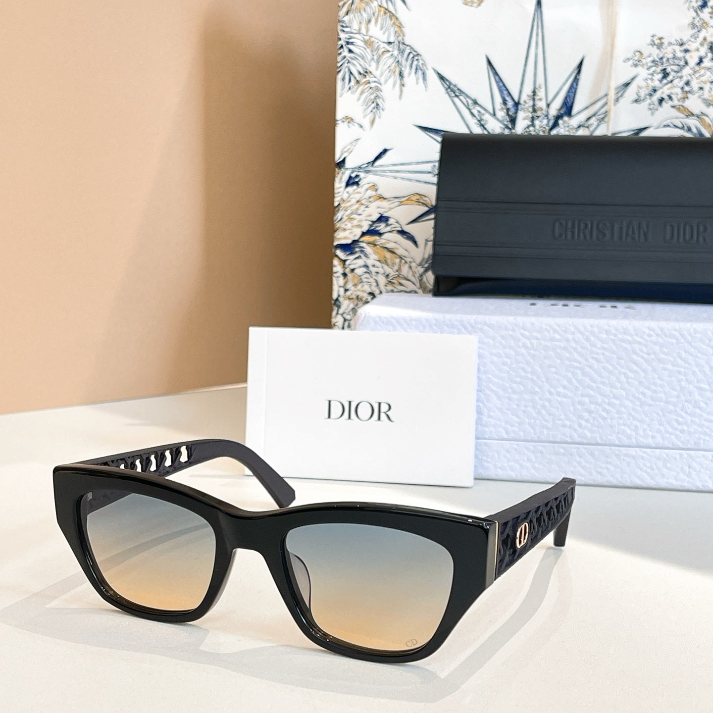 Dio S2I sunglasses