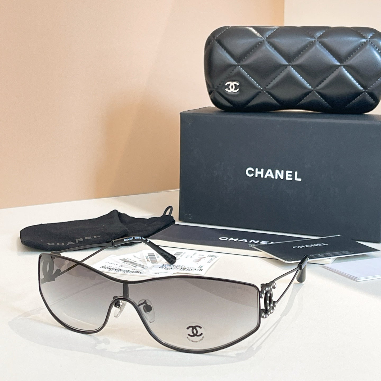 Chan CH4073 sunglasses