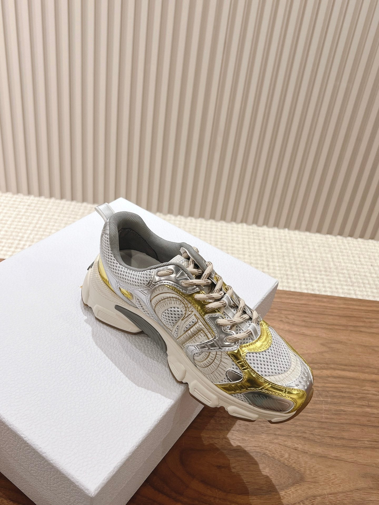 Dio chrono sneaker