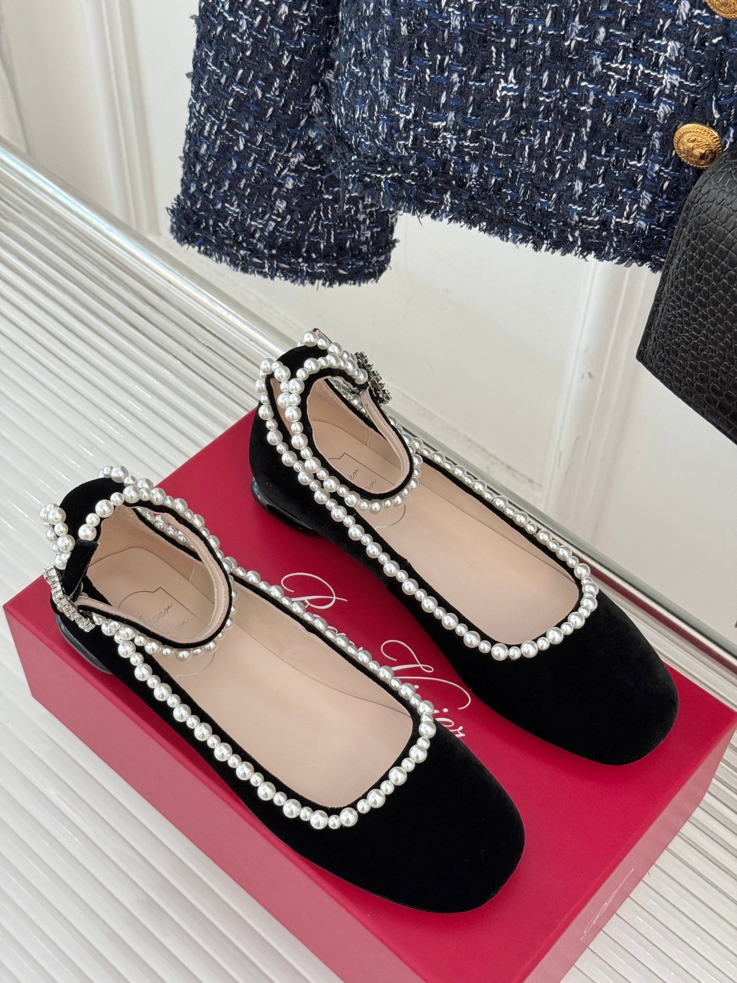 Roger Vi pearls ballerina shoes