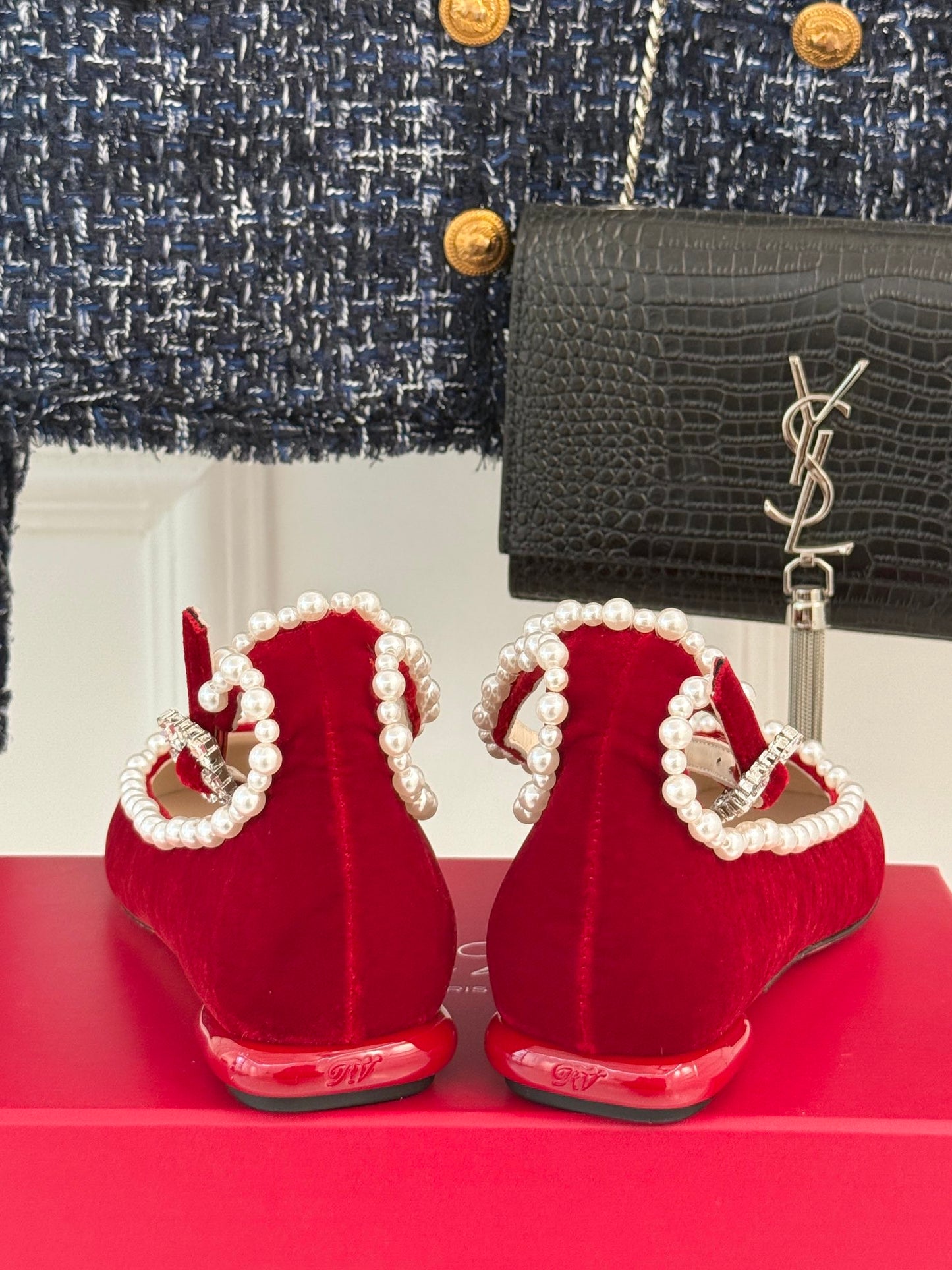 Roger Vi pearls ballerina shoes
