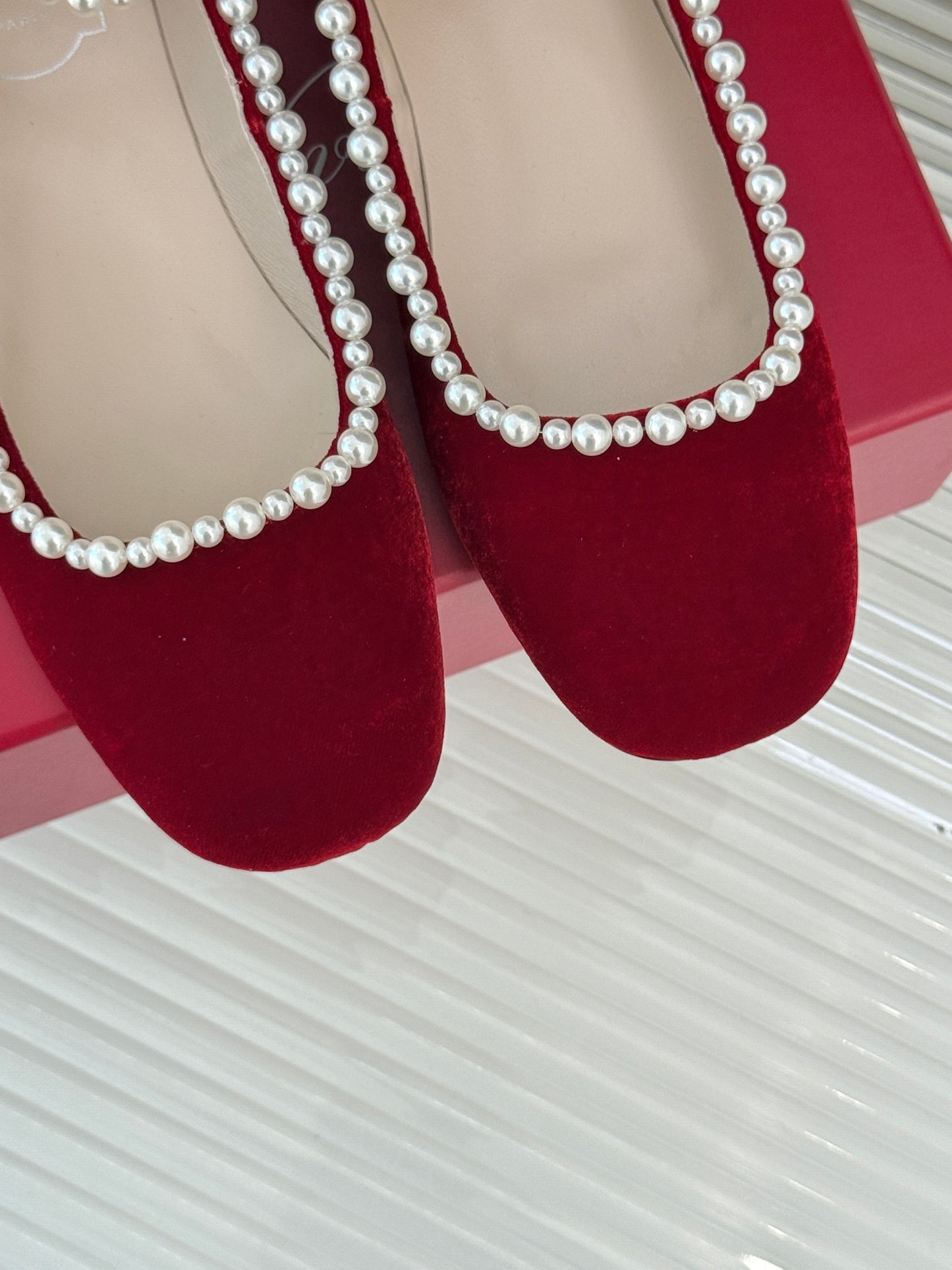Roger Vi pearls ballerina shoes