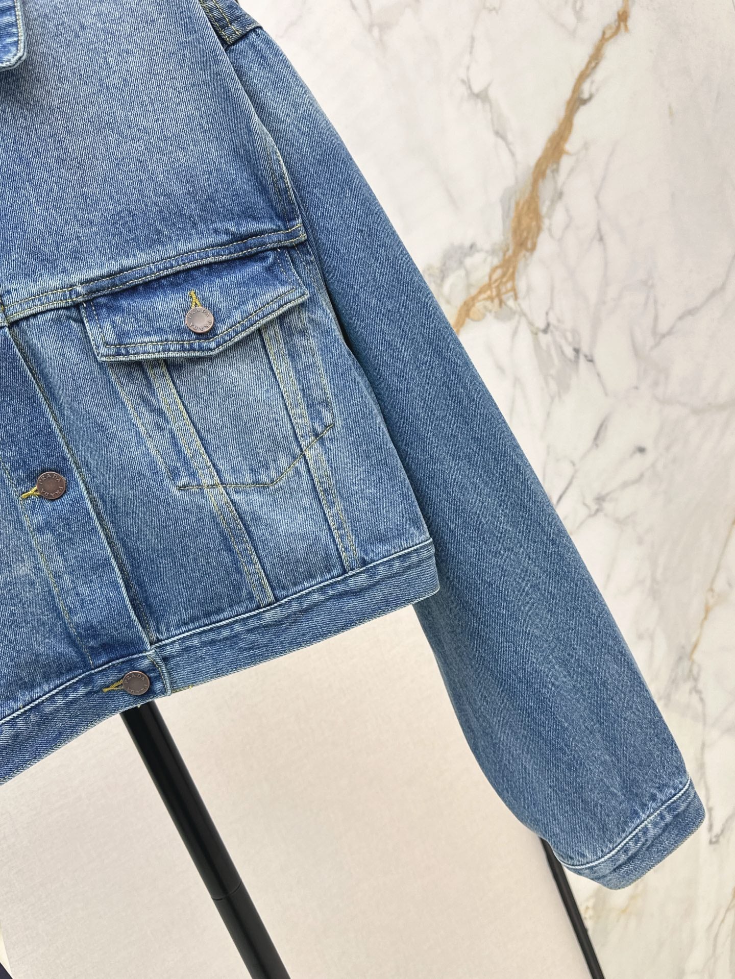 Pra 25ss crop denim jacket
