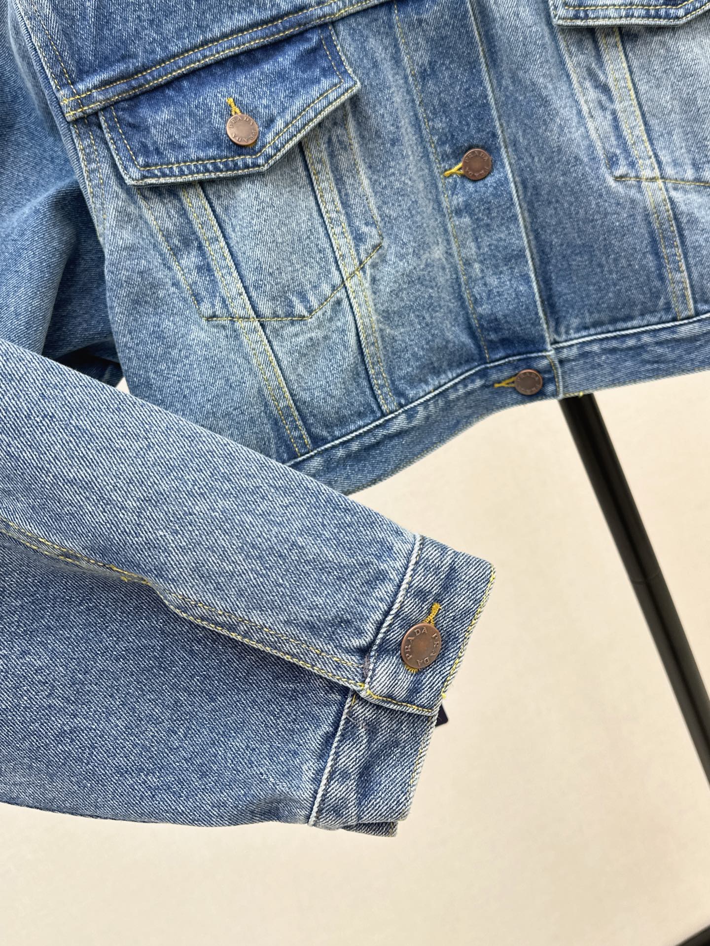 Pra 25ss crop denim jacket
