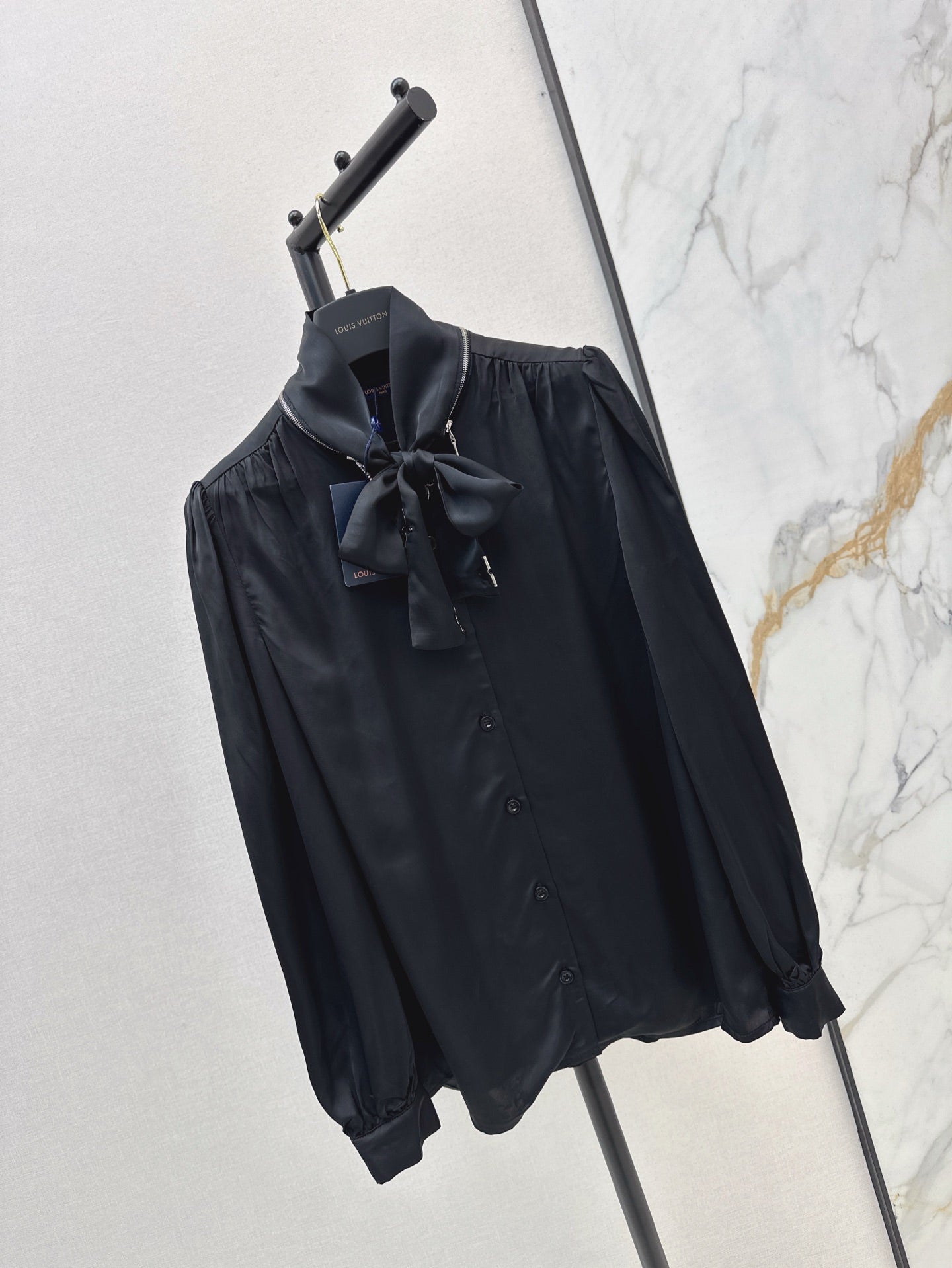 Louis 25ss buttons shirt