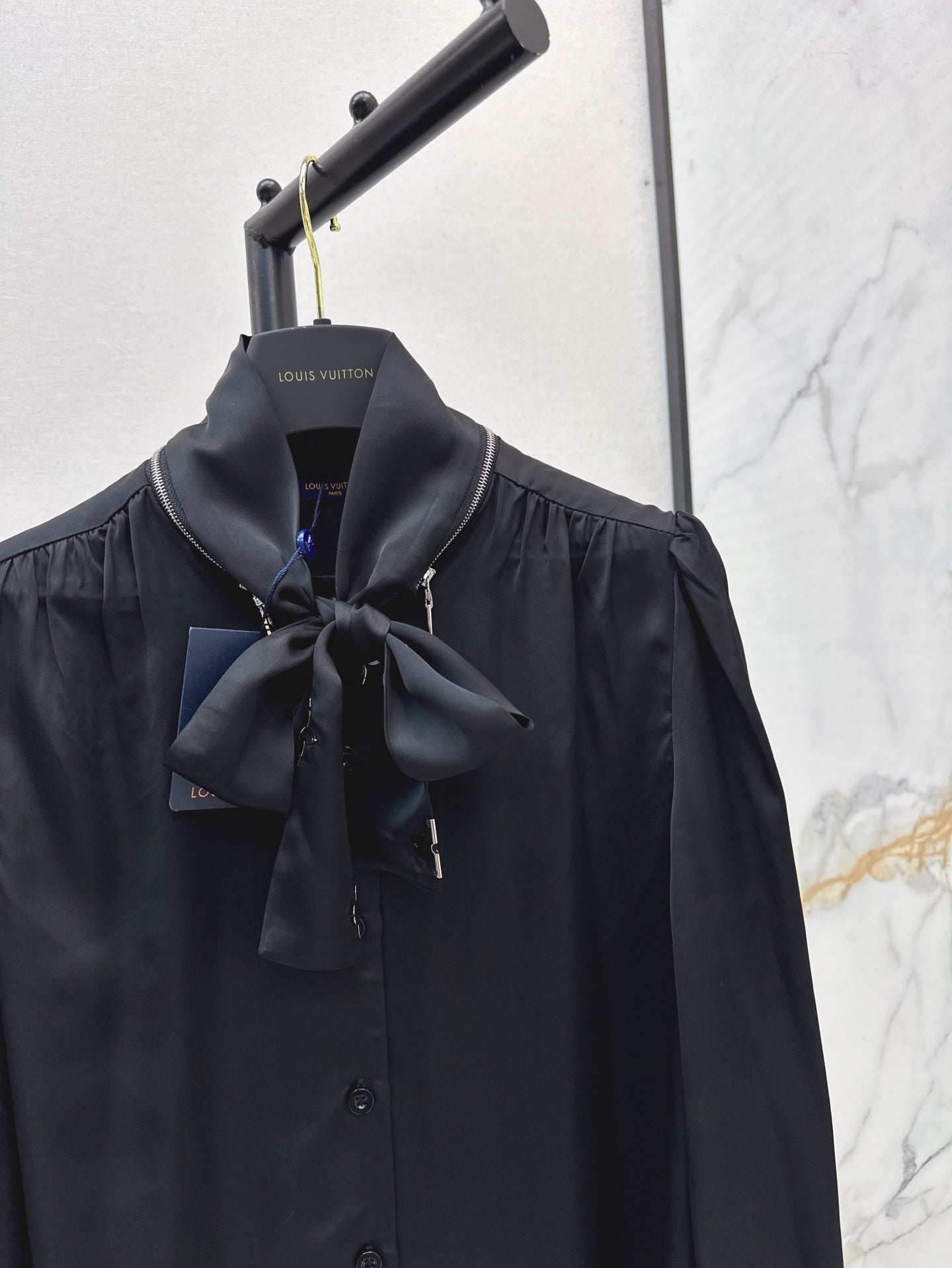 Louis 25ss buttons shirt