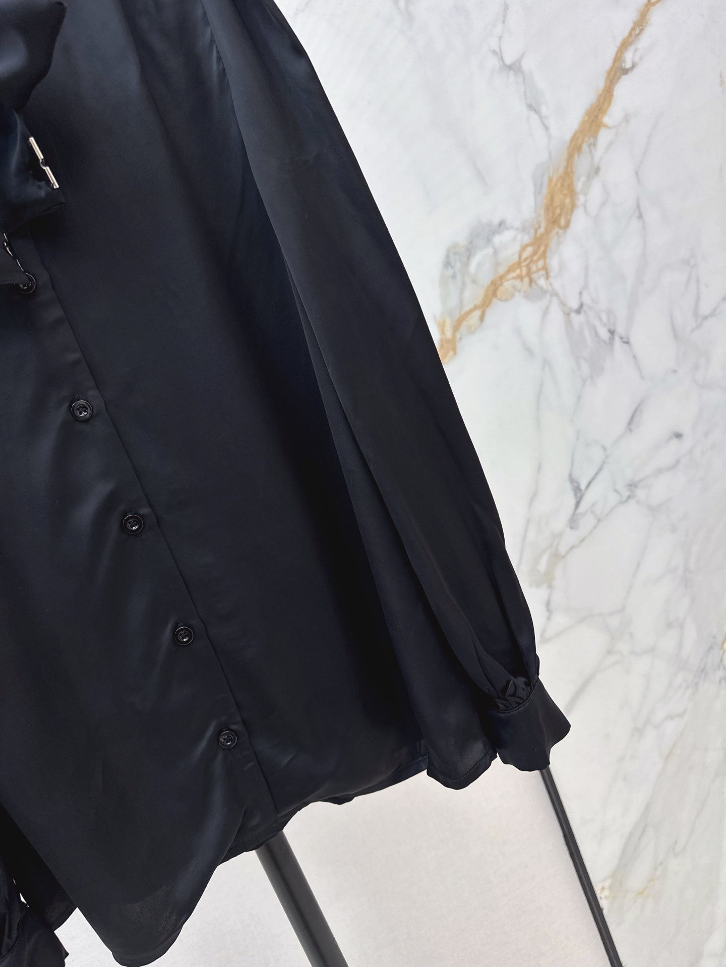 Louis 25ss buttons shirt