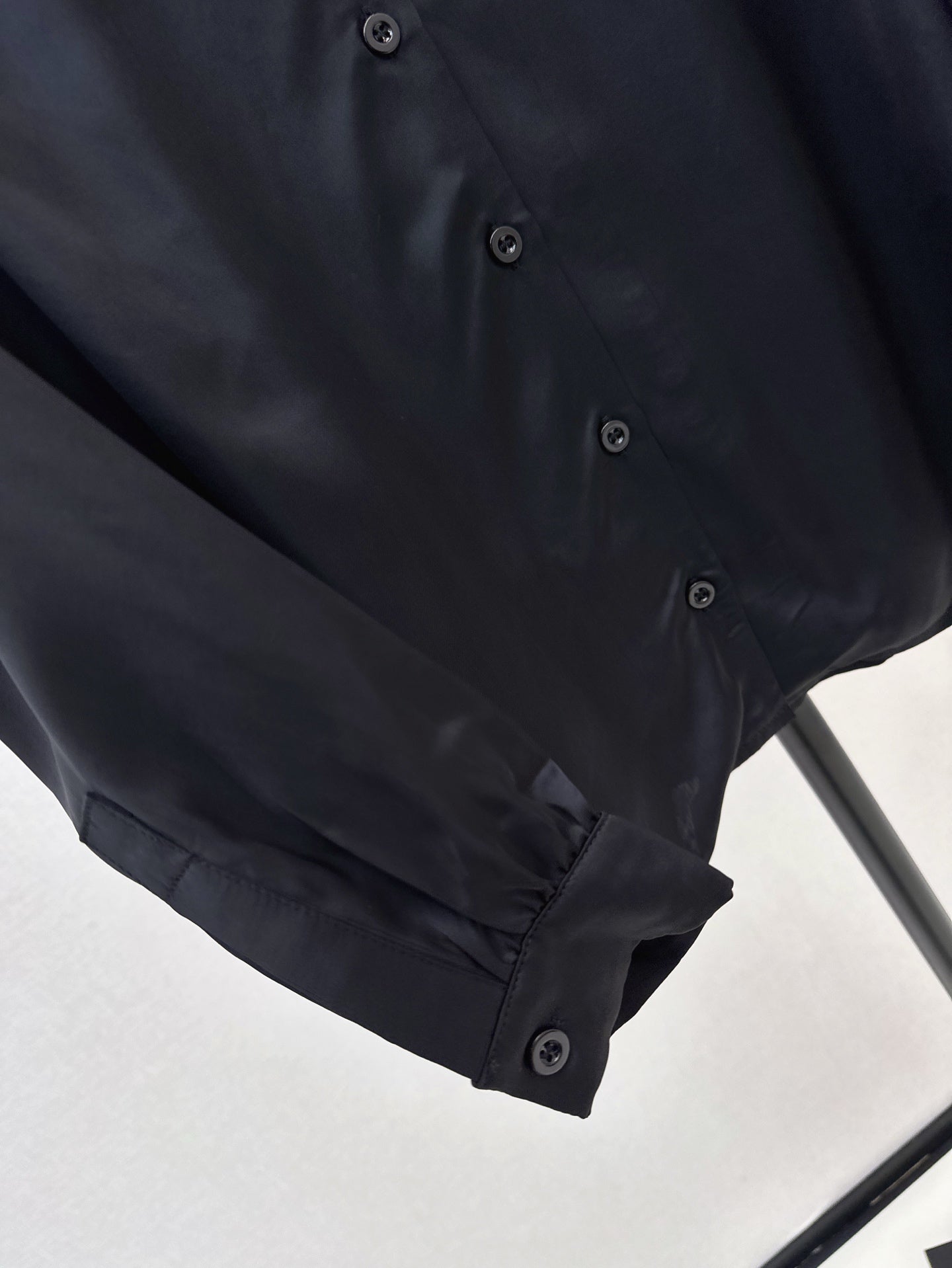 Louis 25ss buttons shirt