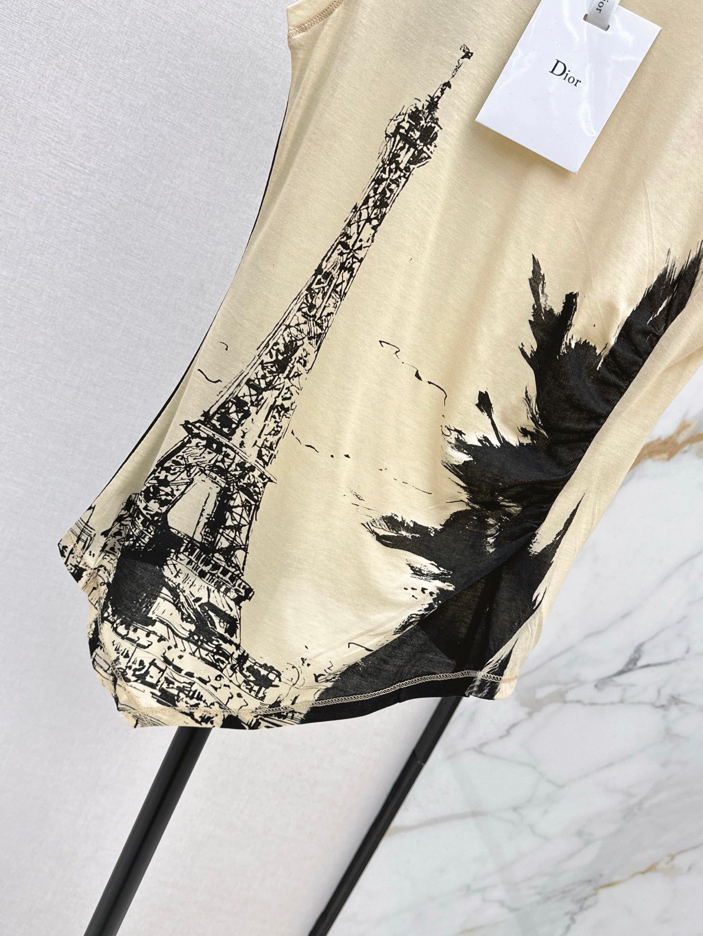 Dio 25ss printed sleeveless
