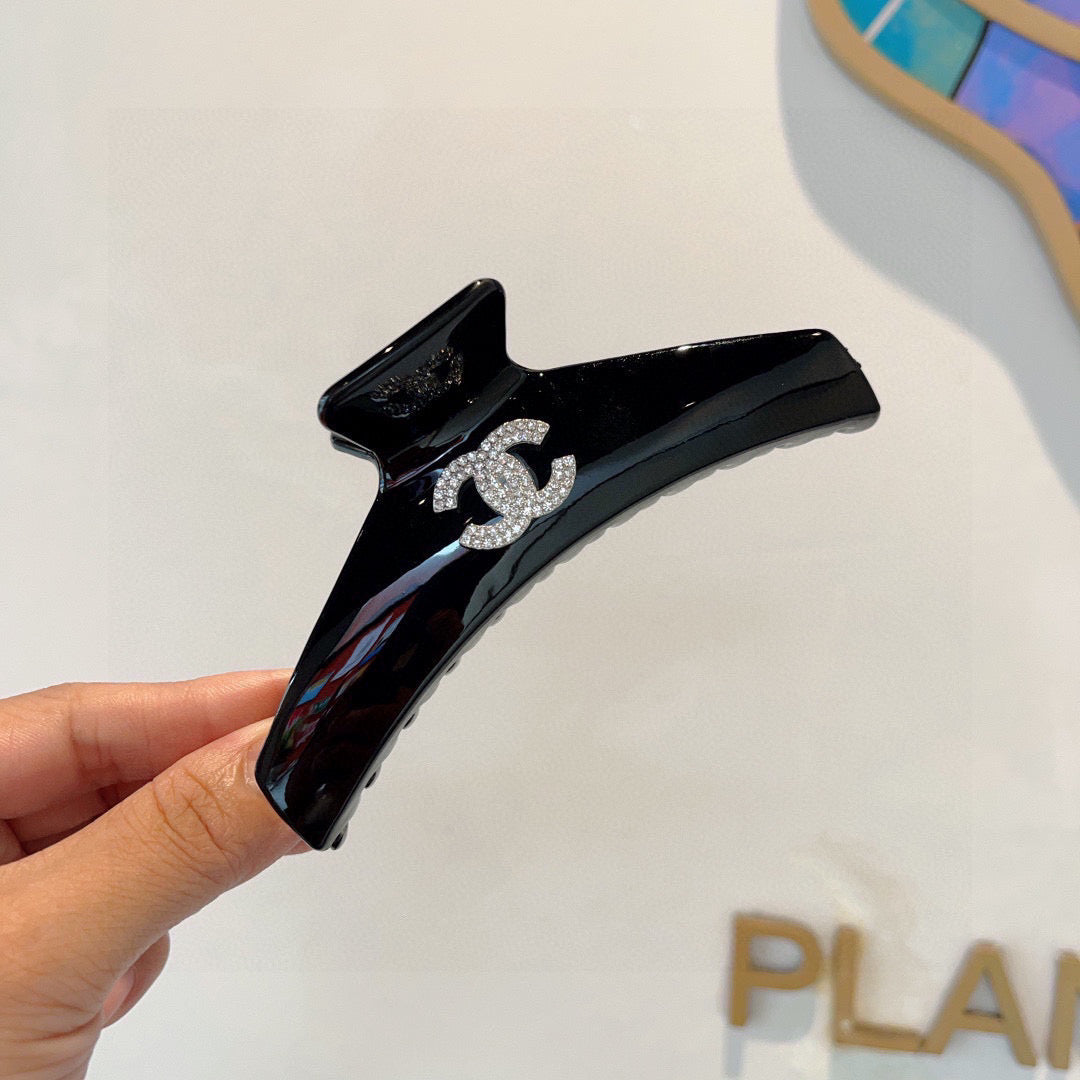 Chan hair clips