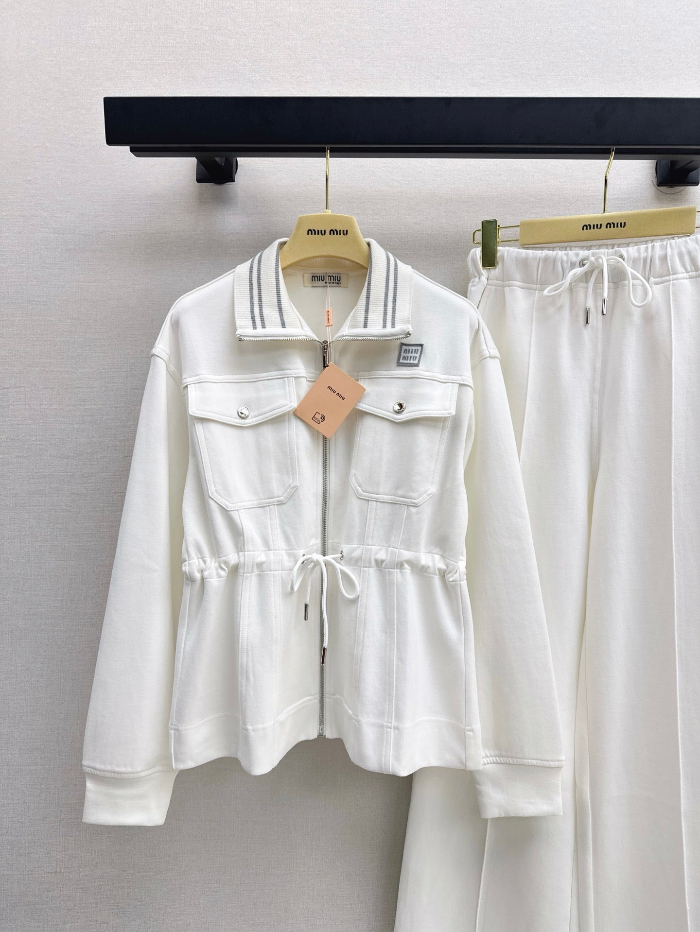 Miu 25ss drawstring tracksuit