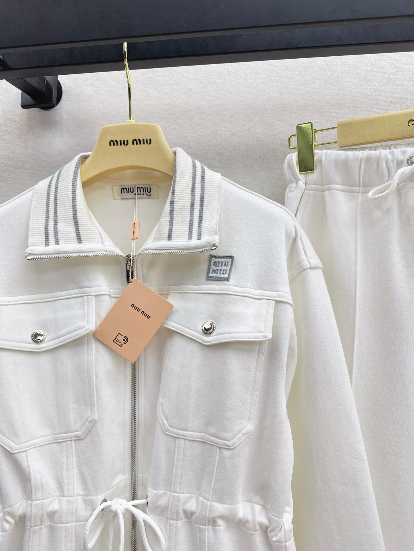 Miu 25ss drawstring tracksuit