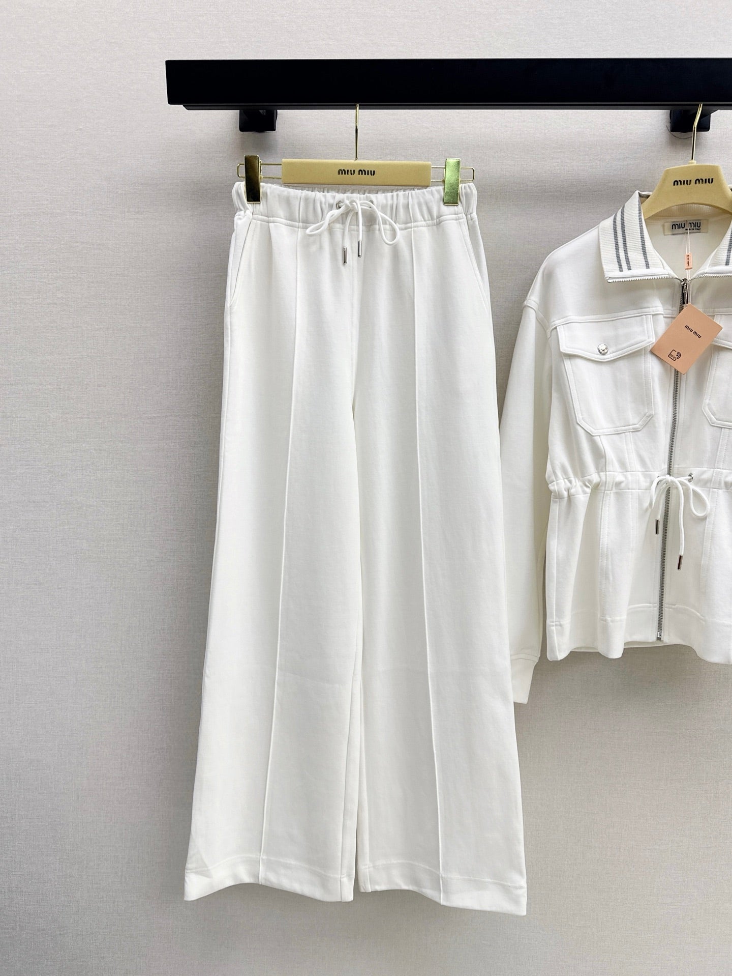 Miu 25ss drawstring tracksuit