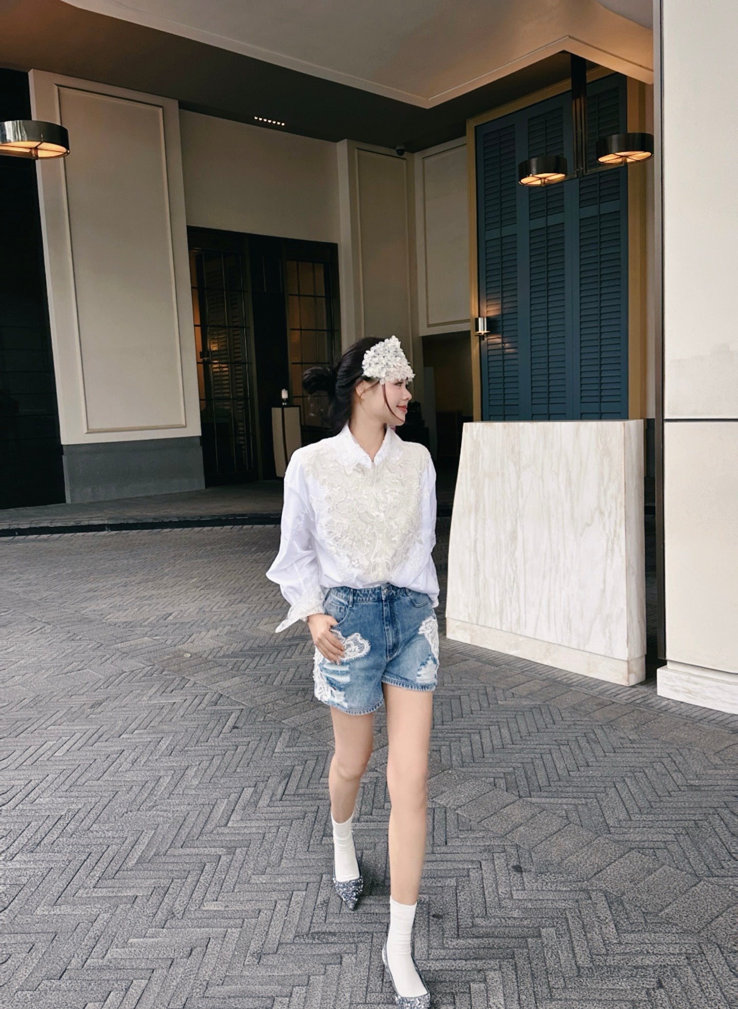 er 25ss lace buttons shirt