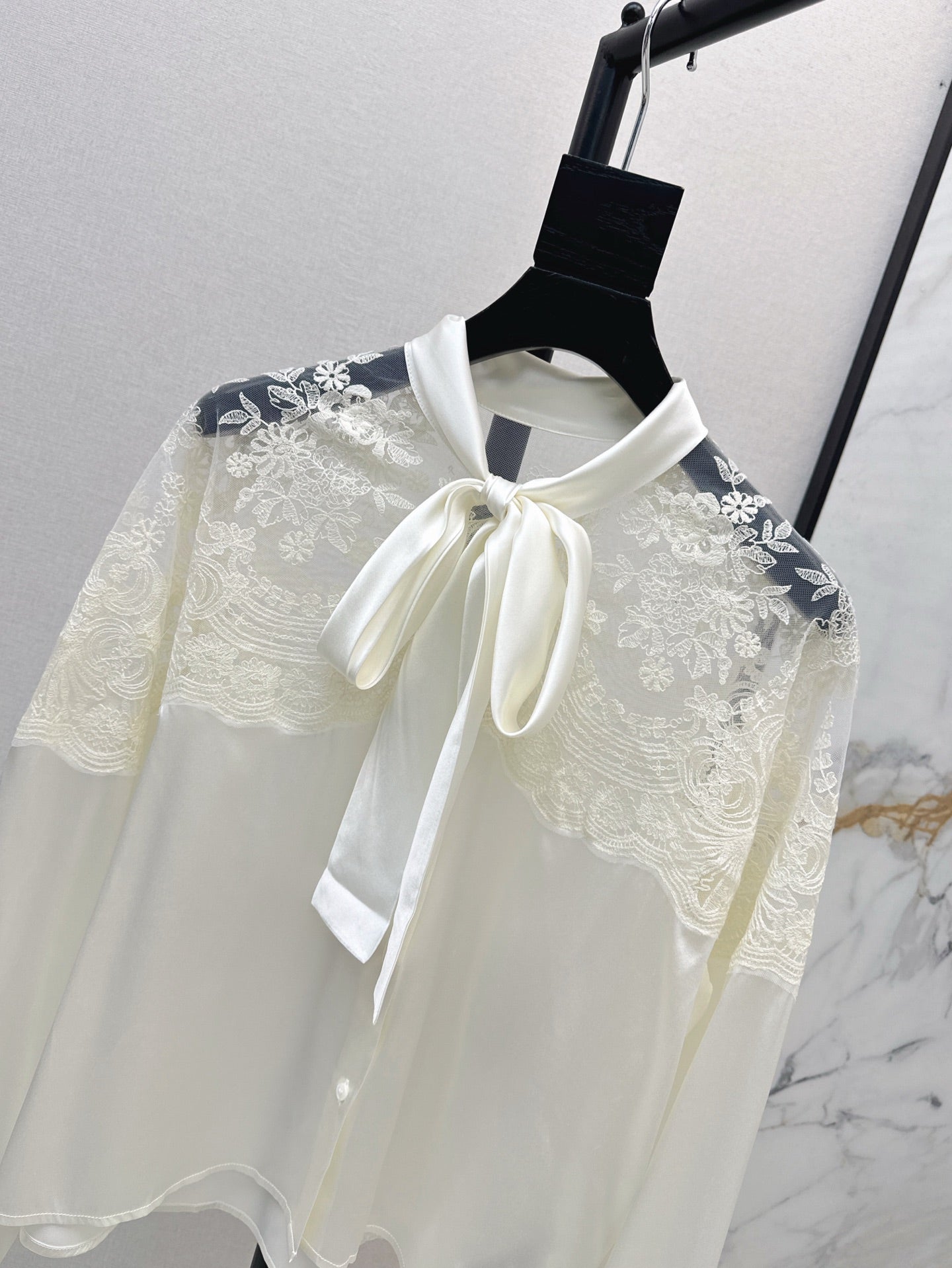 ER 25SS lace Silk shirt