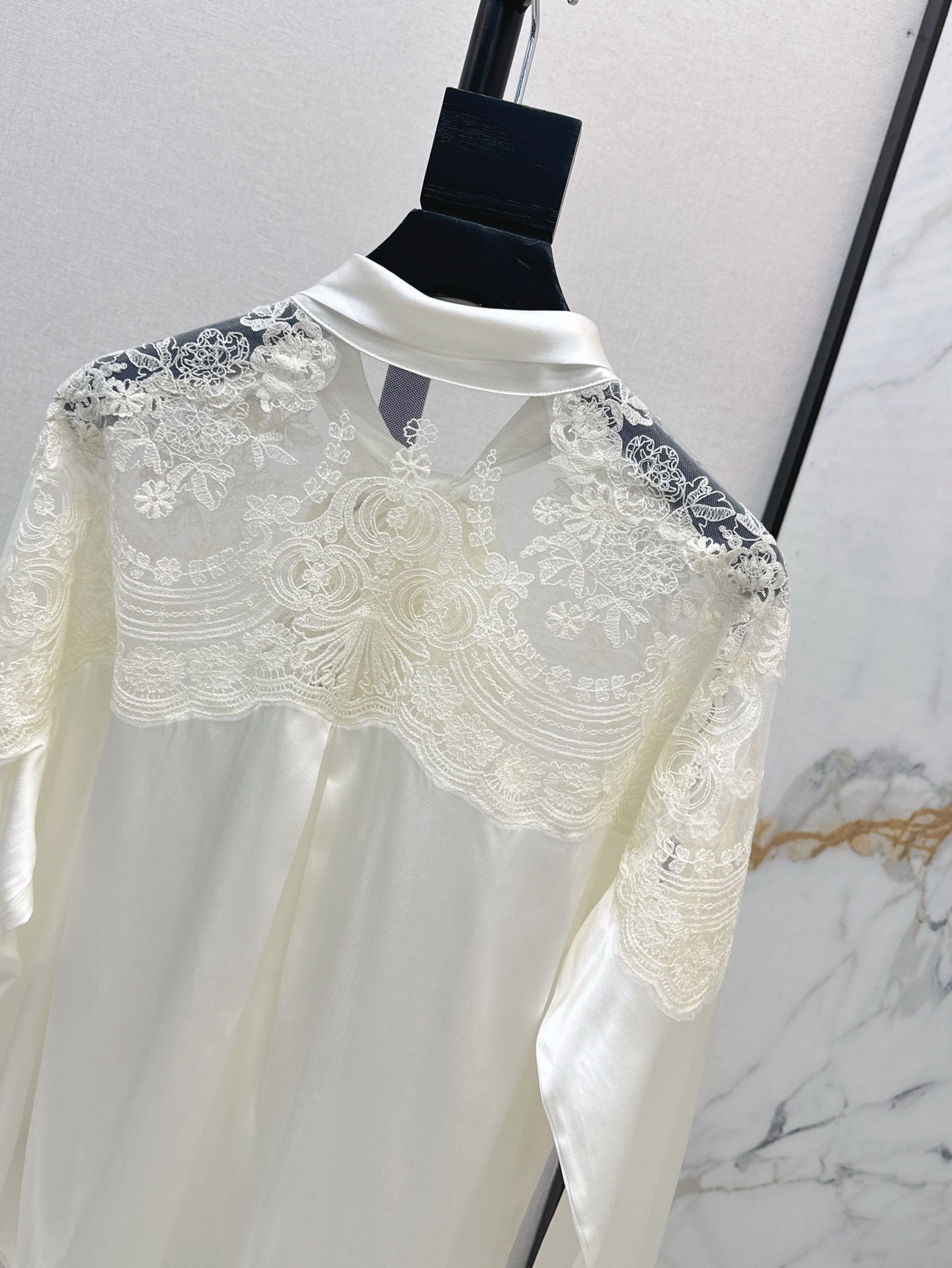 ER 25SS lace Silk shirt